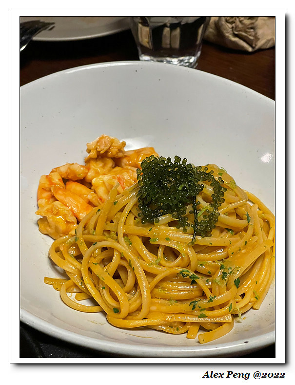 S__318095415 S__318095415