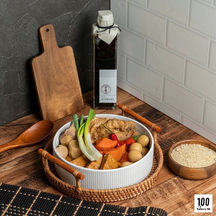 【宅配美食】于釀醬油｜用時間陳釀的好味道！黑豆純釀醬油、陳年蔭油忠「于」原味！ | 別墅裡的 100 種味道