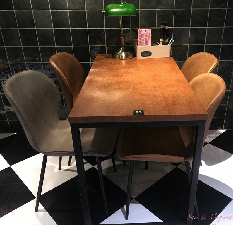 1007-A1-2-4.jpg 1007-A1-2-4.jpg