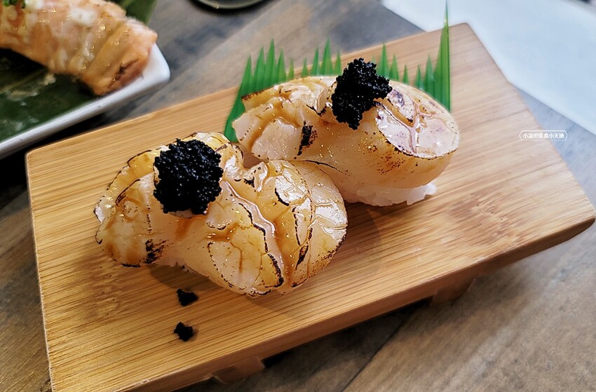 漁姬壽司專賣║興大高CP值美食，狂推激香燒豚丼、炙燒鮭魚握壽司，平價日式料理就在這！！