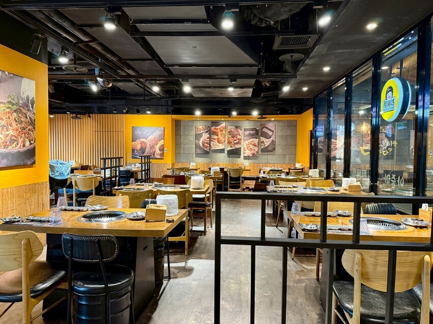 阿豬媽아줌마韓式烤肉吃到飽西門店 餐廳環境 (4).jpg