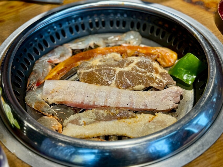 阿豬媽아줌마韓式烤肉吃到飽西門店 (7).jpg