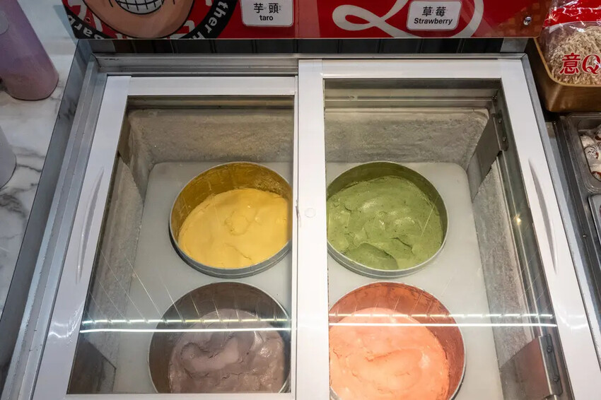 新莊火鍋吃到飽！韓哥哥石頭火鍋高CP值，肉類海鮮爽吃到翻。