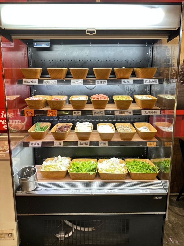 韓哥哥銅盤烤肉 369元起火烤兩吃還免服務費 超過40種食材無限吃到飽 打卡免費送白蝦～