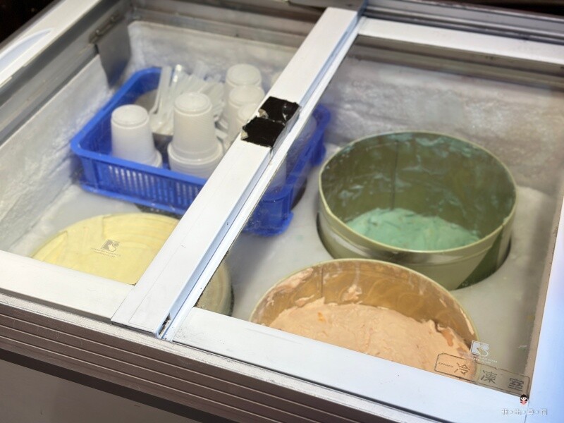 韓哥哥銅盤烤肉 369元起火烤兩吃還免服務費 超過40種食材無限吃到飽 打卡免費送白蝦～