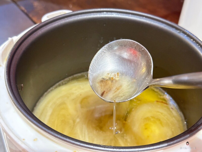 韓哥哥銅盤烤肉 369元起火烤兩吃還免服務費 超過40種食材無限吃到飽 打卡免費送白蝦～