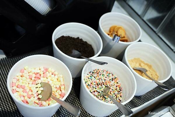 新北市新莊區【食■新莊】韓哥哥石頭火鍋/新莊平價火鍋吃到飽/新北石頭火鍋推薦/蔬食.肉品.冰淇淋.飲料無限自助吧/用料實