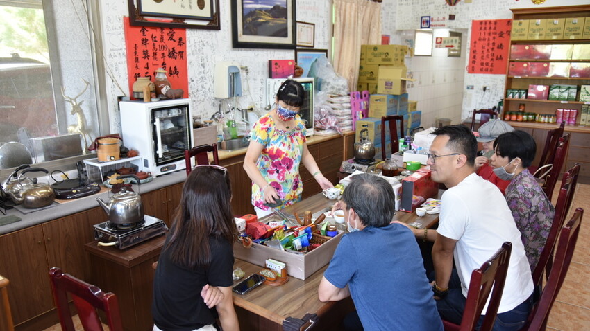 台東鹿野鄉|縱谷百選店家 愛嬌姨茶餐廳 鹿野高台遠近馳名經營二十年老字號茶餐廳 鹿野高台必吃推薦|西莉亞玩樂人生 21.JPG