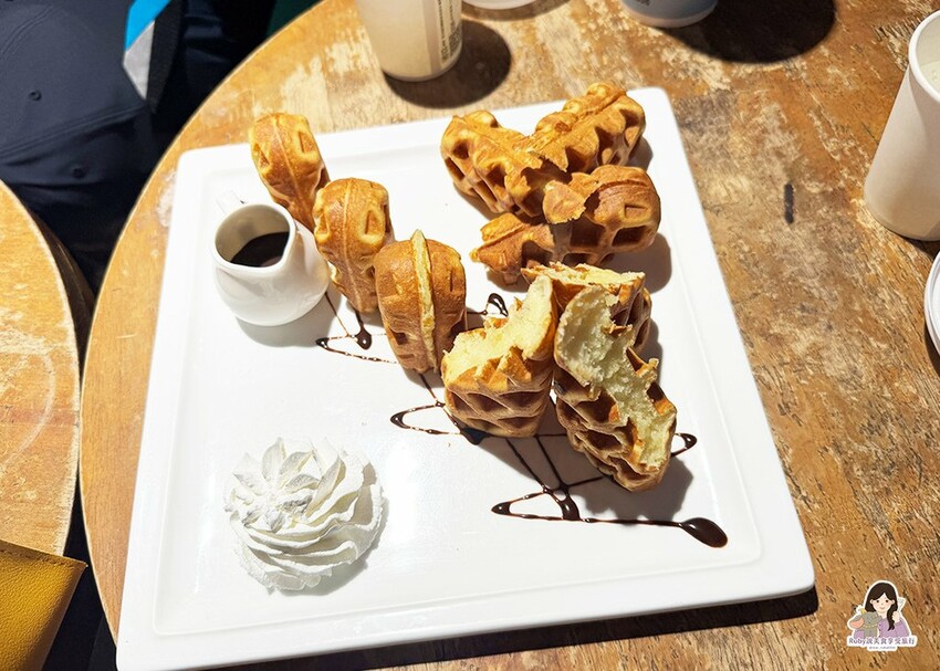 【基隆咖啡廳】啾啾咖啡-外木山附菜單,鬆餅現點現烤,香濃又酥 【基隆咖啡廳】啾啾咖啡-外木山附菜單,鬆餅現點現烤,香濃又酥