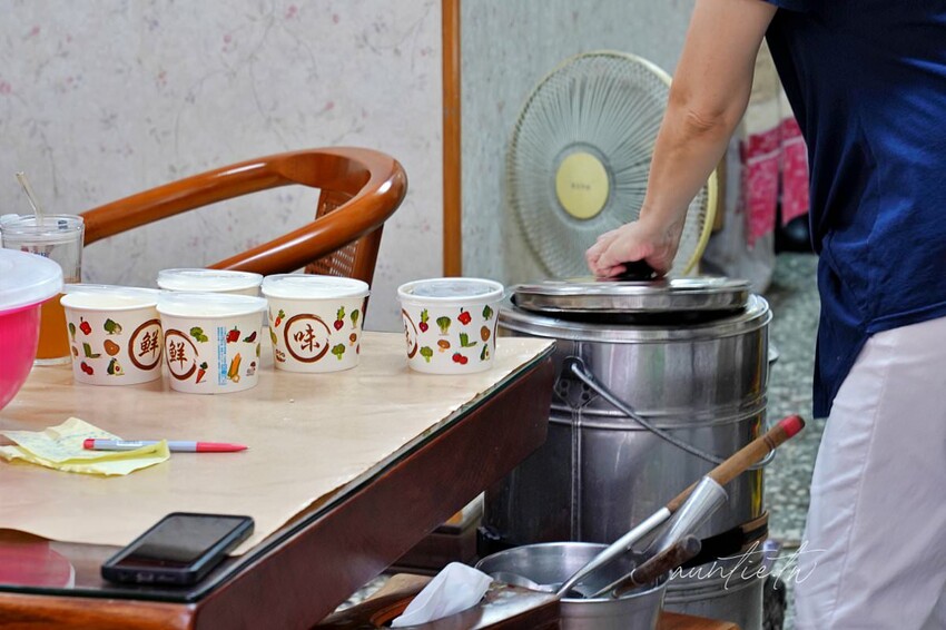 【台中】阿伯羅家傳統豆花，不定時攤車出沒，台中古早味傳統豆花推薦