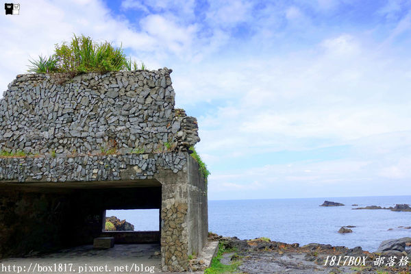 【宜蘭。蘇澳】豆腐岬風景區。豆腐岬小海灣。全台最大的沙頸地形。弧狀凹槽面向海洋。礁岩狀似豆腐