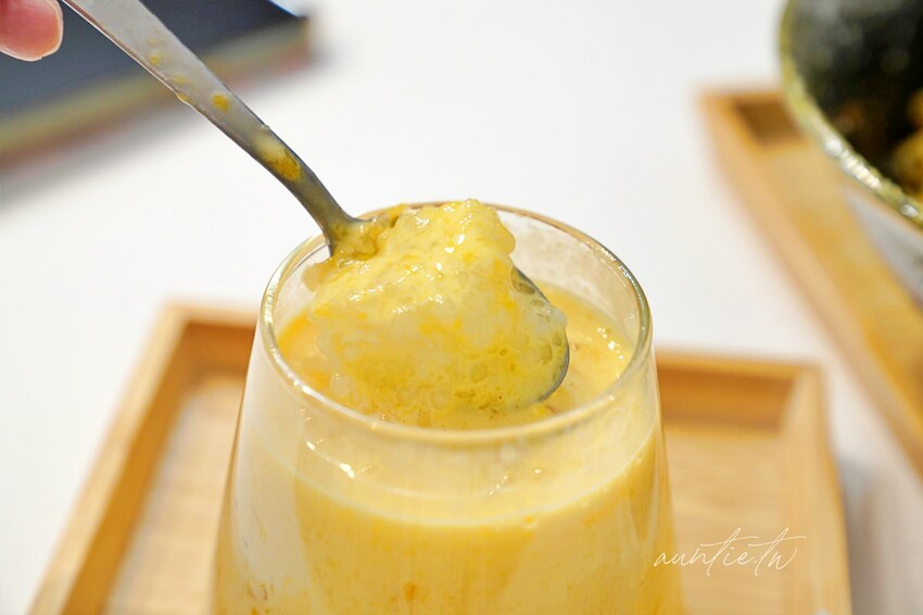 【台中】西區|5am Cafe HK,港式甜品咖啡廳,撈麵魚蛋口味道地,港味十足!