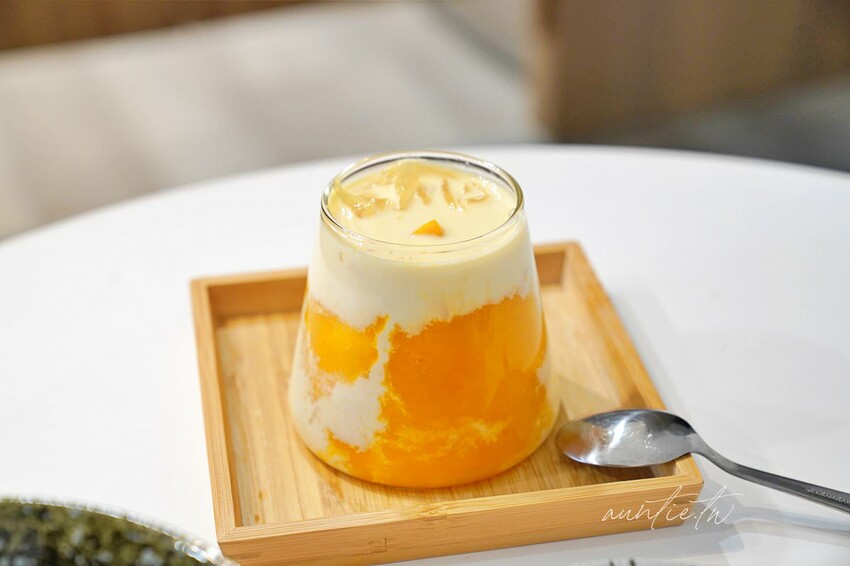 【台中】西區|5am Cafe HK,港式甜品咖啡廳,撈麵魚蛋口味道地,港味十足!