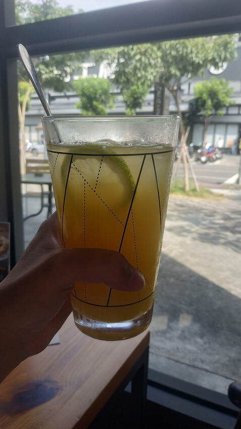 ZAOLONG restaurant 走廊倉廚 ，手工披薩推薦小資族美食餐廳和親朋好友聚會的好地方31.jpg