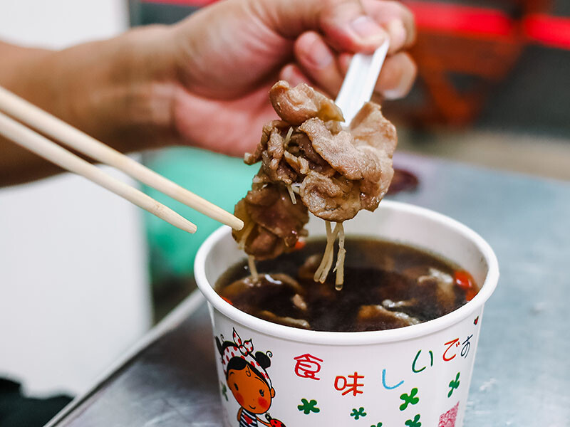 明弟生炒羊肉 | 新竹羊肉美食 90元吃羊肉炒麵、藥膳羊肉湯，滿滿生炒羊肉只要 $130