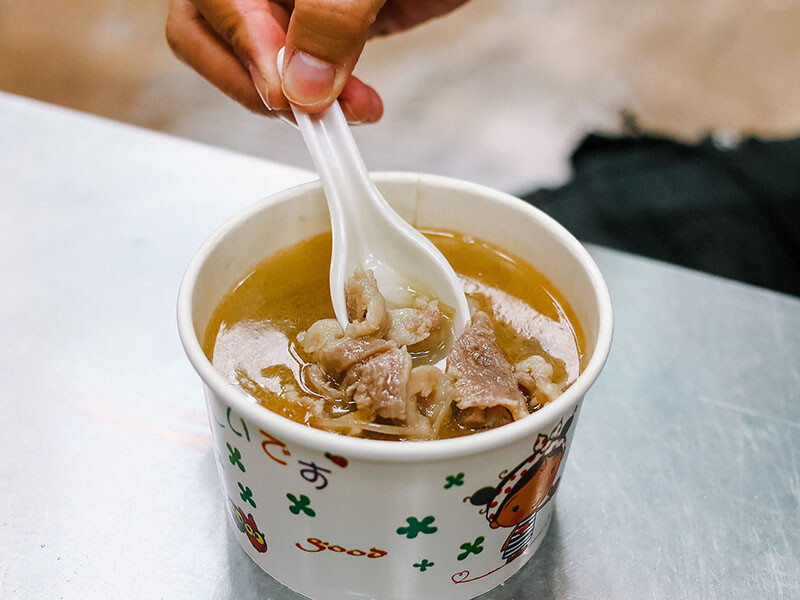 明弟生炒羊肉 | 新竹羊肉美食 90元吃羊肉炒麵、藥膳羊肉湯，滿滿生炒羊肉只要 $130