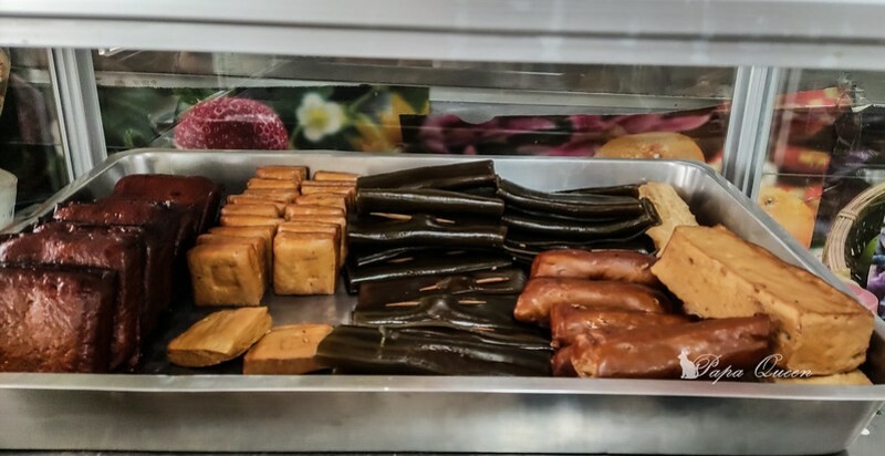 台中西區|素食 科博館附近路邊素食小麵館-推滷臭豆腐$60 素燥飯 想來點滷味小菜10元起!