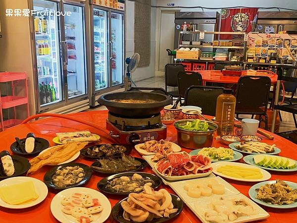 就是這特製的靈魂醬汁，使炸米血和蘿蔔糕更加美味-果果愛Fruitlove