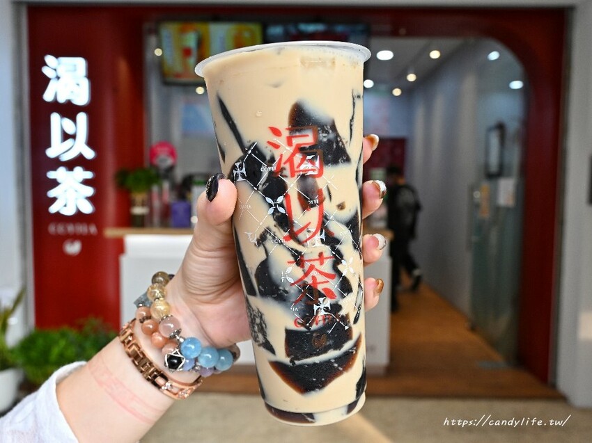 渴以茶|人氣手搖飲再推新品,柳橙系列清爽好喝,還有芋頭奶綠也是人氣必點!