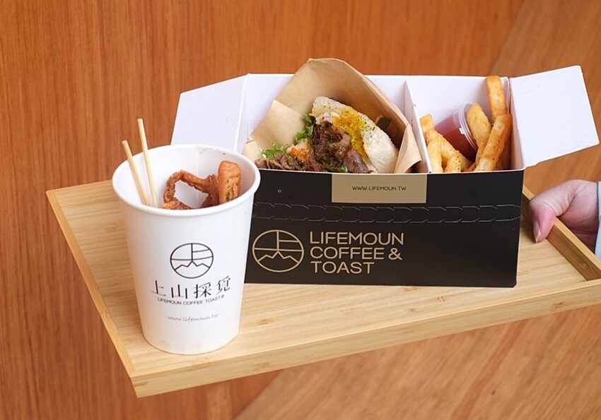 台北十大人氣必吃早餐”上山採覓”開來台中囉！主打厚切炭烤吐司、漢堡，近審計新村！！！