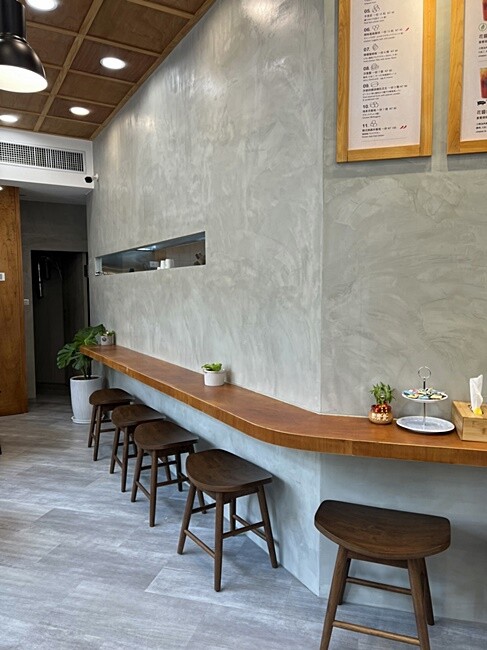 台北十大人氣必吃早餐”上山採覓”開來台中囉！主打厚切炭烤吐司、漢堡，近審計新村！！！