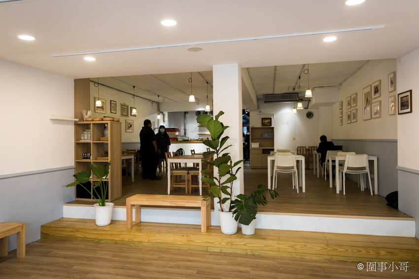 台北松山美食推薦-僻靜巷弄裡的低調義式及西班牙美食料理，不止有著能引出食材美味的餐點，還有超棒的手工窯烤披薩呢。(邀約) @圍事小哥的幸福相框