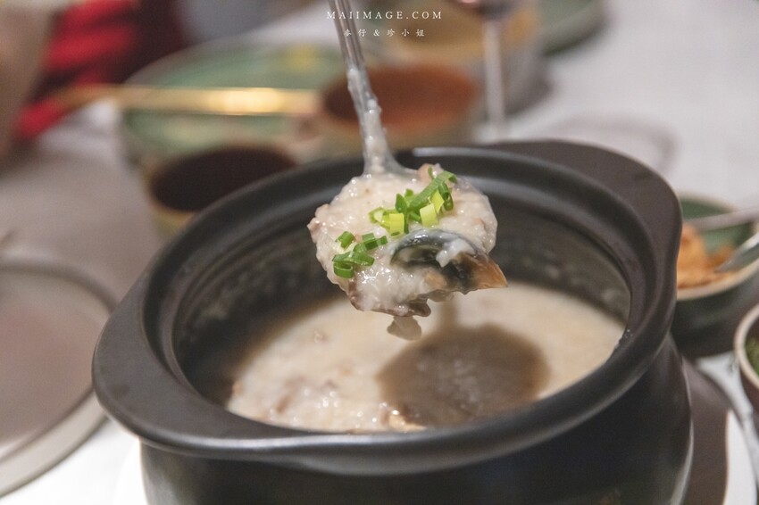 台北美食|九華樓 CHIOU HWA Restaurant~華泰片皮鴨一鴨五吃爽度最高。大直最新食尚地標『春大直』捷運劍