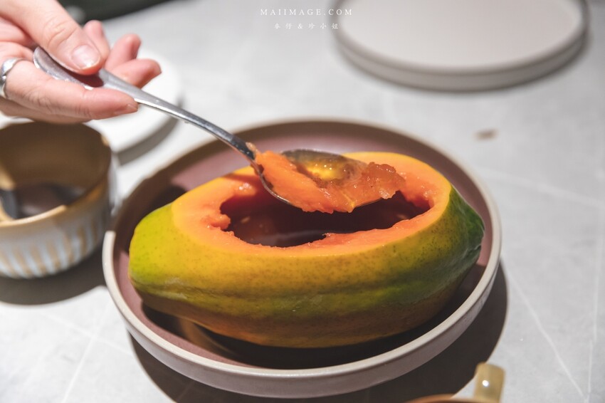 台北美食|九華樓 CHIOU HWA Restaurant~華泰片皮鴨一鴨五吃爽度最高。大直最新食尚地標『春大直』捷運劍