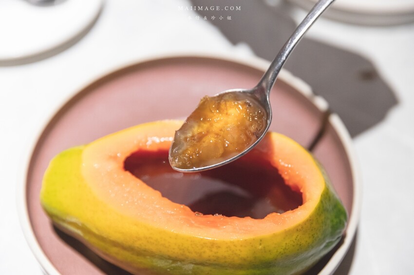 台北美食|九華樓 CHIOU HWA Restaurant~華泰片皮鴨一鴨五吃爽度最高。大直最新食尚地標『春大直』捷運劍