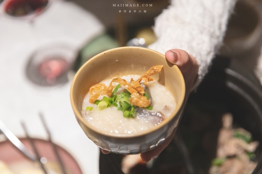 台北美食|九華樓 CHIOU HWA Restaurant~華泰片皮鴨一鴨五吃爽度最高。大直最新食尚地標『春大直』捷運劍