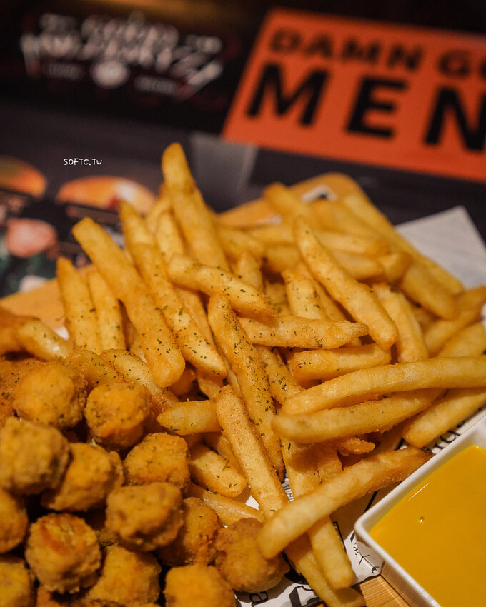 忠孝復興餐酒館「Good Old Dayz Bistro」浮誇太空人東區餐酒館推薦