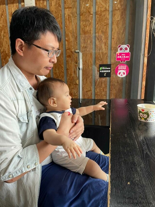 廖記早點-必點的燒餅、鹹豆漿和脆皮蛋餅！