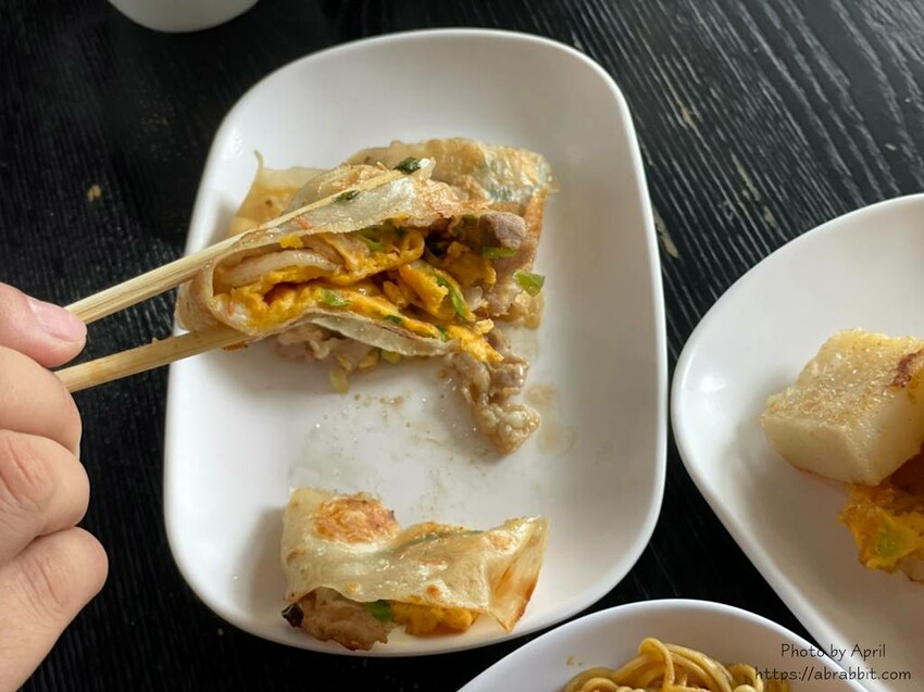 廖記早點-必點的燒餅、鹹豆漿和脆皮蛋餅！