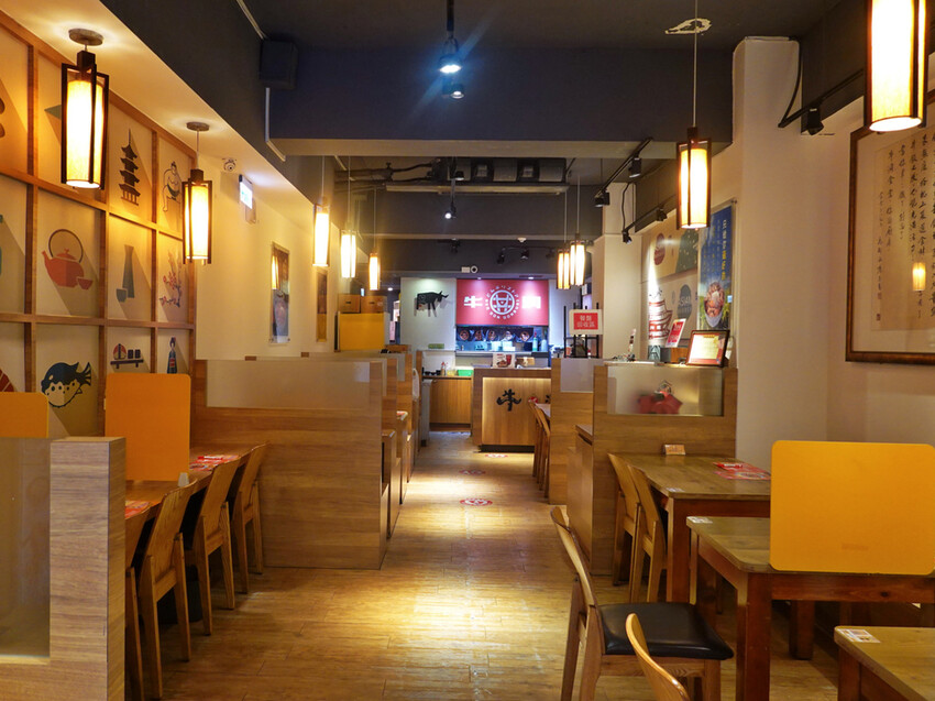 台北大安—牛洞食堂｜牛丼共存經典創新 餵飽上班族和學生一個十年｜台電大樓、公館、三總汀州、台大