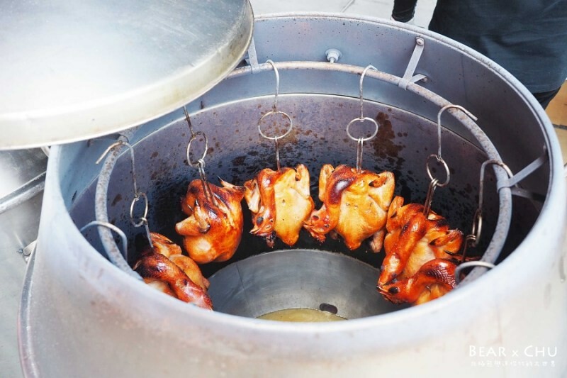 台北好吃烤雞/桶仔雞推薦|烤雞特攻隊・新鮮現烤肉嫩多汁、三種吃法多重美味享受