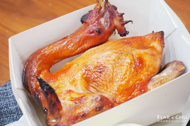 台北好吃烤雞/桶仔雞推薦|烤雞特攻隊・新鮮現烤肉嫩多汁、三種吃法多重美味享受