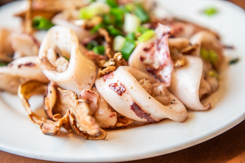 新北市金山區Amajia阿嬤家咖啡漁村料理｜藏身於漁港內的人氣餐廳，懷舊阿嬤的漁村特色料理