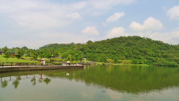 龍潭湖：宜蘭-讓人身心靈放鬆龍潭湖.悠閒走走去~