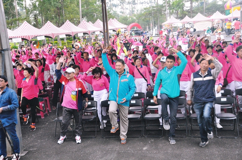 D1000077.JPG - 2018宜蘭冬至不老節【樂齡運動會、成果發表會、社區參與、龍潭湖、健走活動】 