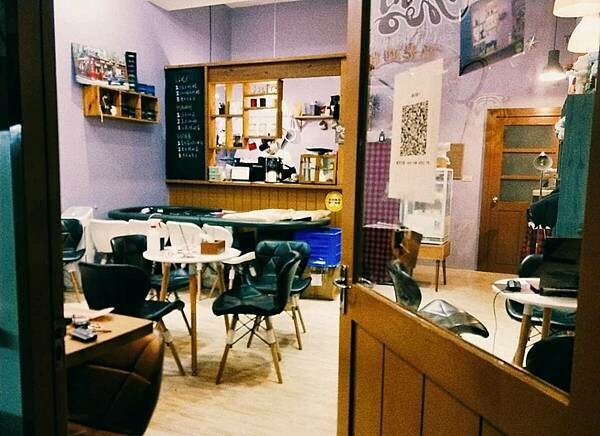 竹東深夜咖啡室「癒咖啡」心靈咖啡室/古巴三明治/咖啡奶酒/花煉小饅頭/西多士/特色的咖啡店