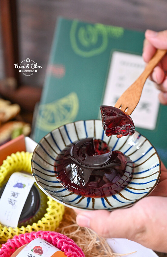 台中伴手禮推薦-經典銅鑼燒、含有40%果汁果凍的星菓実-妮妮布魯