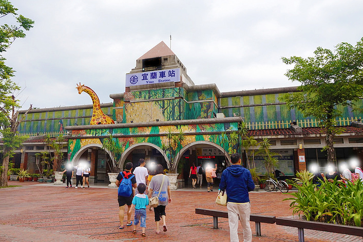 28417921008_9b4faa4e88_c