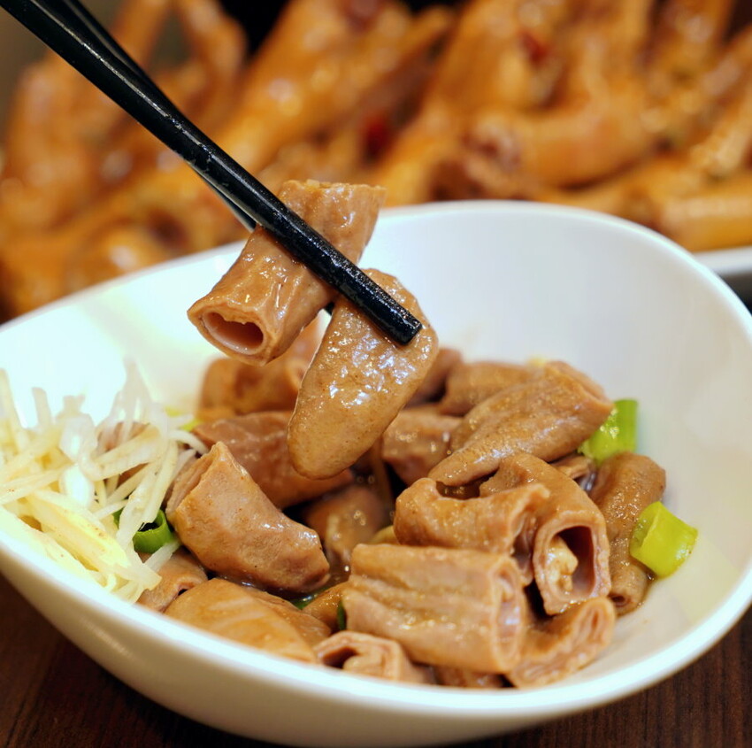 【桃園南崁】魯先生原滷滷味．老滷+中藥材很夠味，四種口味任選!