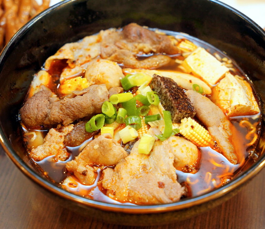 【桃園南崁】魯先生原滷滷味．老滷+中藥材很夠味，四種口味任選!