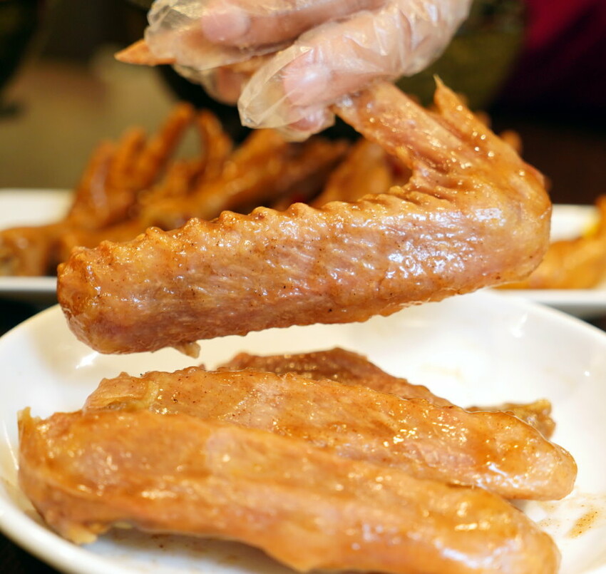 【桃園南崁】魯先生原滷滷味．老滷+中藥材很夠味，四種口味任選!