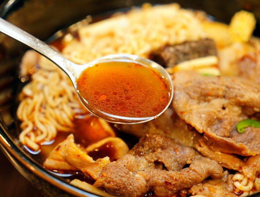 【桃園南崁】魯先生原滷滷味．老滷+中藥材很夠味，四種口味任選!