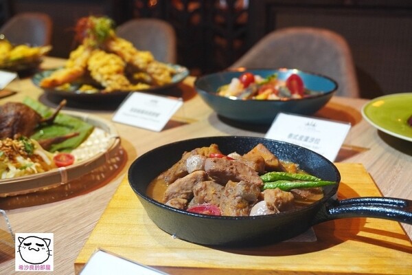 221101ABV029.jpg 221101ABV029.jpg