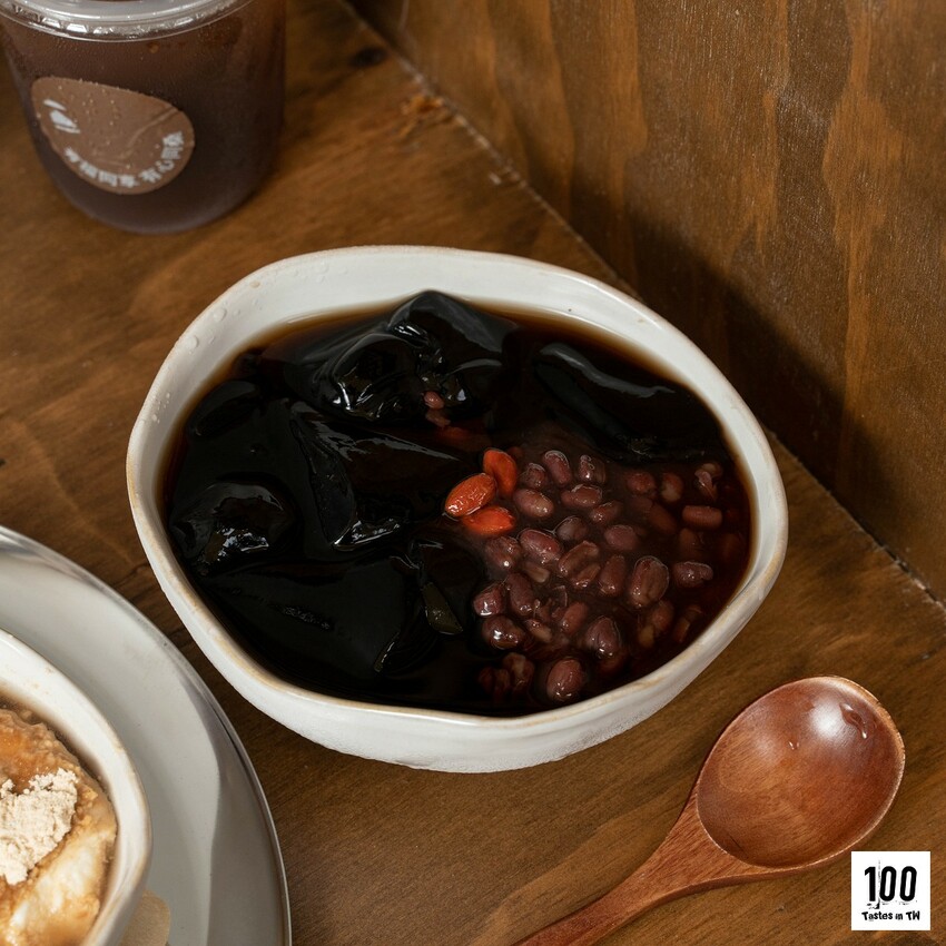 【南投埔里美食】桑心合作社｜誰說不能這樣搭！桃米村文青系甜品，麵茶、枸杞也能入豆花！ | 別墅裡的 100 種味道