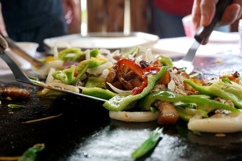 苗栗南庄鄉|二坪部落 那伊魯灣風味餐廳 原住民風味料理 石板烤肉DIY 隱身在深山的原住民風味餐|西莉亞玩樂人生 20.JPG