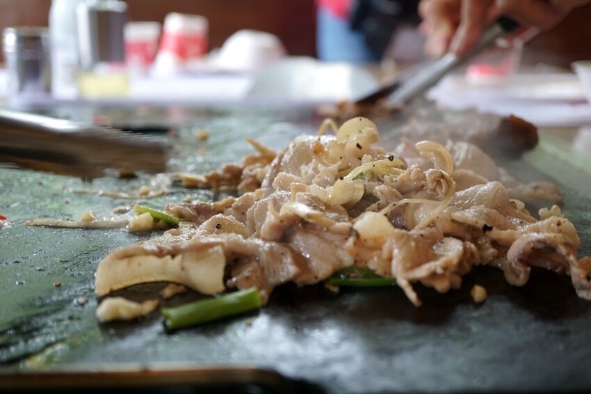苗栗南庄鄉|二坪部落 那伊魯灣風味餐廳 原住民風味料理 石板烤肉DIY 隱身在深山的原住民風味餐|西莉亞玩樂人生 18.JPG